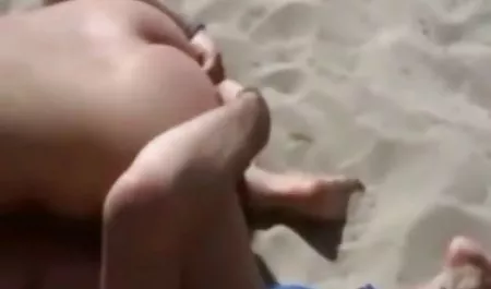 دو دختر یکی فیلم س کوتاه POV پسر خوش شانس